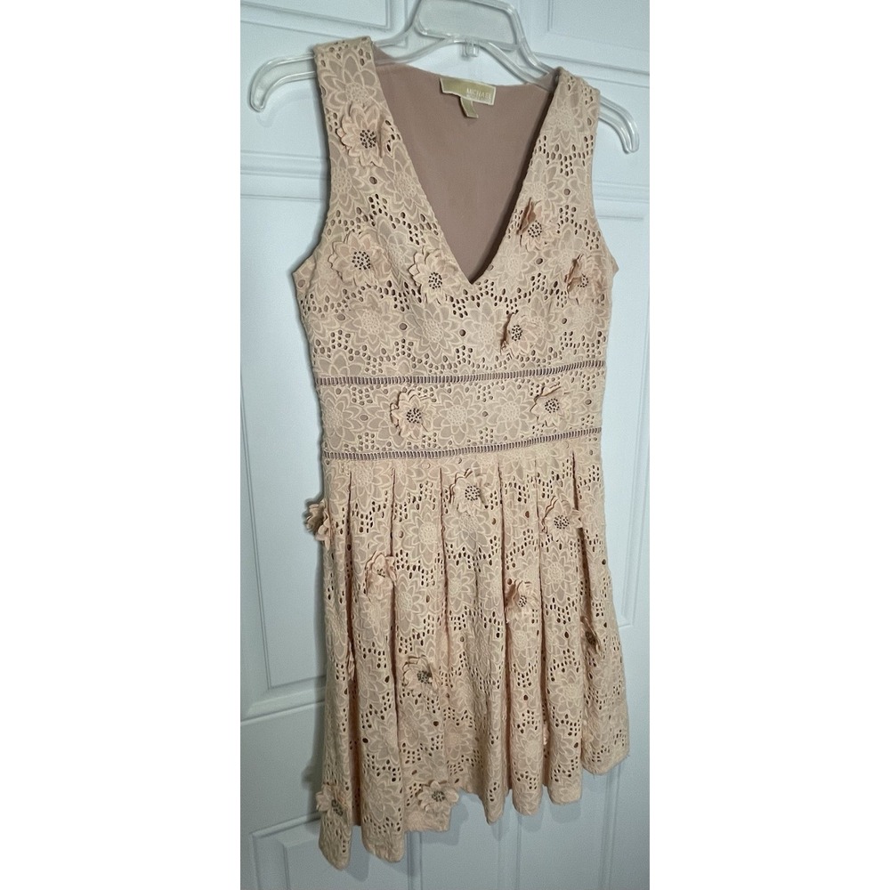 Michael Kors Size 2 Blush 3D Floral Appliqué Corded Stud Lace Mini Dress Eyelet - Picture 3 of 10